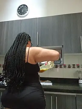 PiaStone online show from 19, 10, 2025