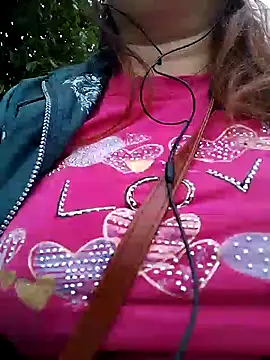 Snapshot of Flacara100 chatting on 25, 9, 2025 Flacara100 online show from 25, 9, 2025