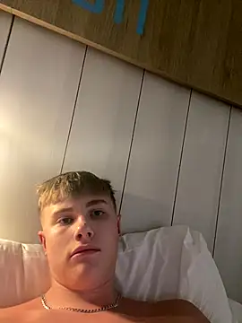 Sammyboy2211 online show from 2, 10, 2025