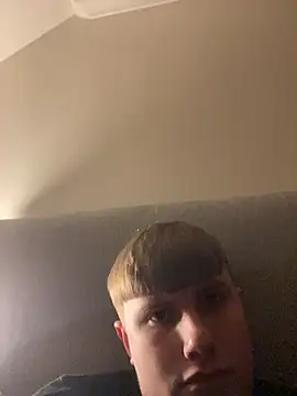 Sammyboy2211 online show from 10, 2, 2026