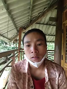 Snapshot of lily-00 chatting on 6, 11, 2025 lily-00 online show from 6, 11, 2025