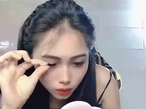 Snapshot of Lyly4757 chatting on 10, 11, 2025 Lyly4757 online show from 10, 11, 2025