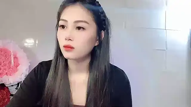 Snapshot of Lyly4757 chatting on 17, 11, 2025 Lyly4757 online show from 17, 11, 2025