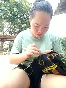 Snapshot of emilyzz chatting on 10, 4, 2026 emilyzz online show from 10, 4, 2026