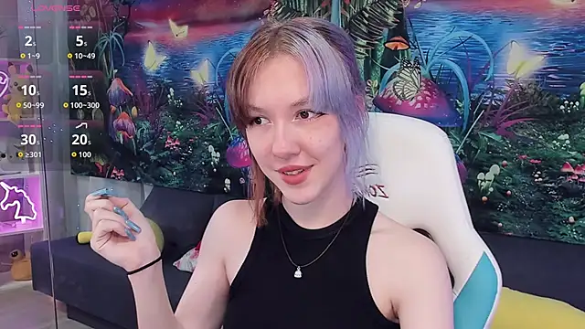 Snapshot of JessieRich chatting on 1, 10, 2025 JessieRich online show from 1, 10, 2025