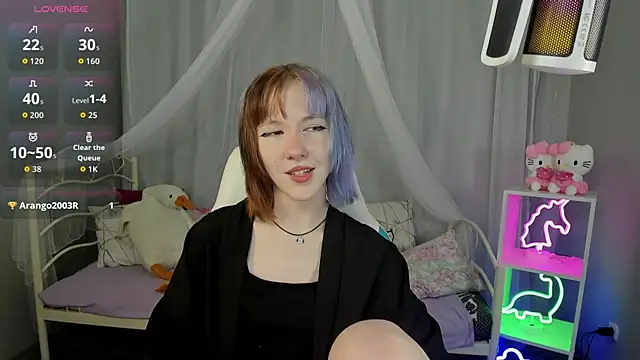 Snapshot of JessieRich chatting on 10, 10, 2025 JessieRich online show from 10, 10, 2025