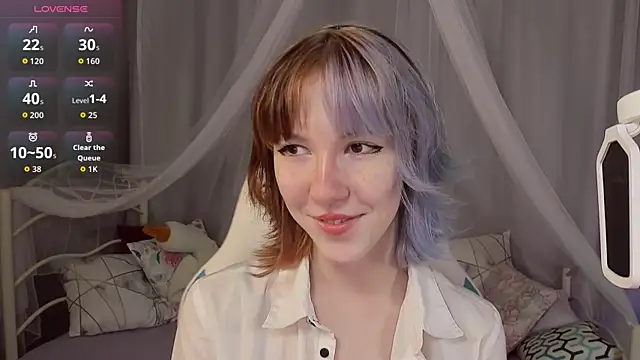 Snapshot of JessieRich chatting on 14, 10, 2025 JessieRich online show from 14, 10, 2025