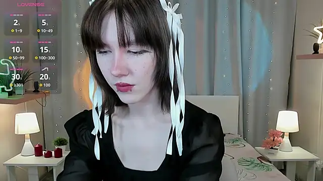 Snapshot of JessieRich chatting on 10, 11, 2025 JessieRich online show from 10, 11, 2025