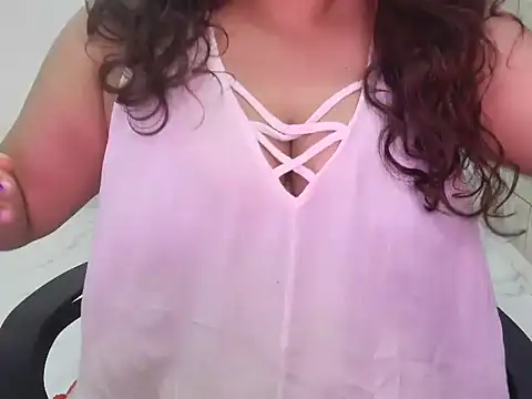 Snapshot of _Ameera_ chatting on 1, 11, 2025 Ameera online show from 1, 11, 2025