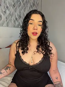 krisstenSantos online show from 21, 12, 2025