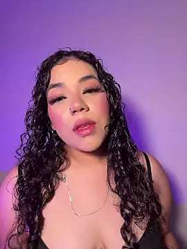 krisstenSantos online show from 13, 4, 2026