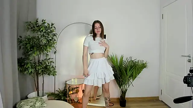 Snapshot of Pink_Muse chatting on 6, 11, 2025 Pink Muse online show from 6, 11, 2025