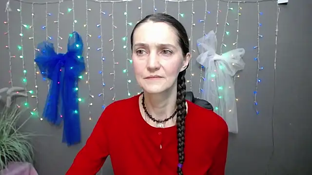 Snapshot of TayaFinch chatting on 25, 11, 2025 TayaFinch online show from 25, 11, 2025