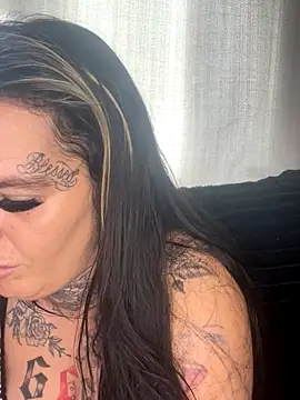 Snapshot of DIRTY_PAISLEY_X chatting on 25, 9, 2025 DIRTY PAISLEY X online show from 25, 9, 2025