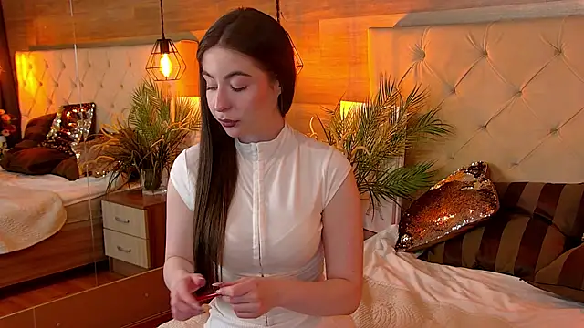 Snapshot of LilithLane chatting on 4, 6, 2026 LilithLane online show from 4, 6, 2026