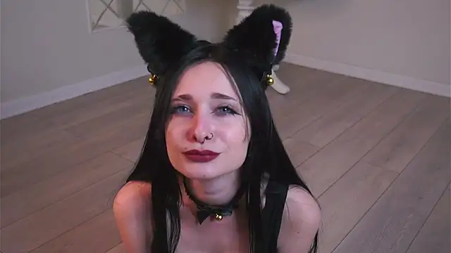 Snapshot of DarcyAspacio chatting on 23, 10, 2025 DarcyAspacio online show from 23, 10, 2025