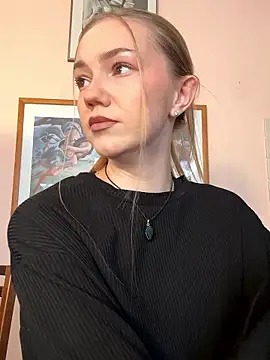 MilaMoone online show from 16, 1, 2026