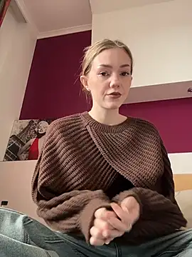 MilaMoone online show from 25, 2, 2026