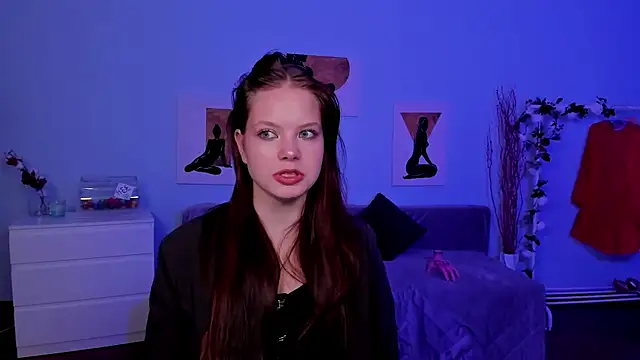 Snapshot of BetsyKiss chatting on 24, 10, 2025 BetsyKiss online show from 24, 10, 2025