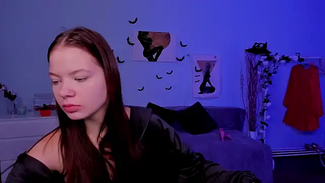 Snapshot of BetsyKiss chatting on 29, 10, 2025 BetsyKiss online show from 29, 10, 2025