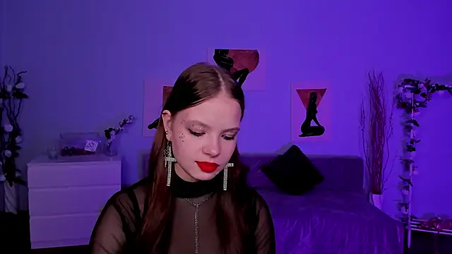 Snapshot of BetsyKiss chatting on 4, 12, 2025 BetsyKiss online show from 4, 12, 2025