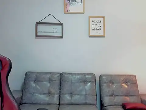 Snapshot of ile_matamba chatting on 2, 10, 2025 ile matamba online show from 2, 10, 2025