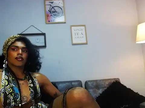 Snapshot of ile_matamba chatting on 4, 10, 2025 ile matamba online show from 4, 10, 2025