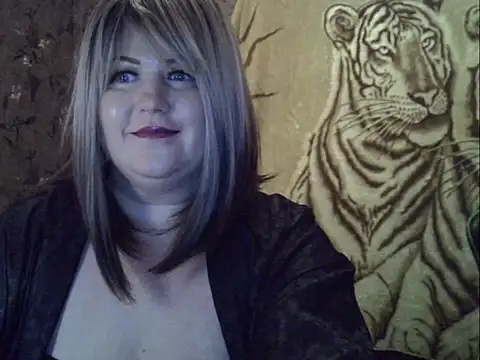 YuliiaSan online show from 18, 12, 2025