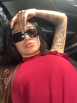 Snapshot of MiQeilaSweet chatting on 19, 10, 2025 MiQeilaSweet online show from 19, 10, 2025