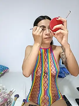 Snapshot of MiQeilaSweet chatting on 12, 11, 2025 MiQeilaSweet online show from 12, 11, 2025