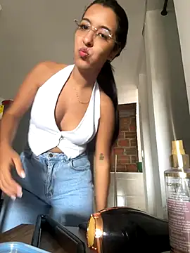 Valerygomez02 online show from 17, 10, 2025