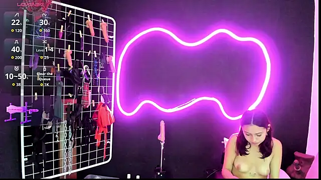 Snapshot of Mistress_Megan_BDSM chatting on 27, 10, 2025 Mistress Megan BDSM online show from 27, 10, 2025