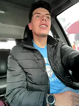 Snapshot of mattebret11 chatting on 1, 11, 2025 mattebret11 online show from 1, 11, 2025