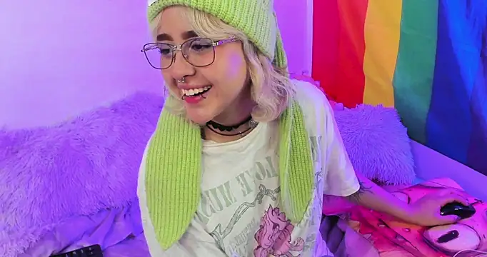 NekoWaifu online show from 8, 10, 2025