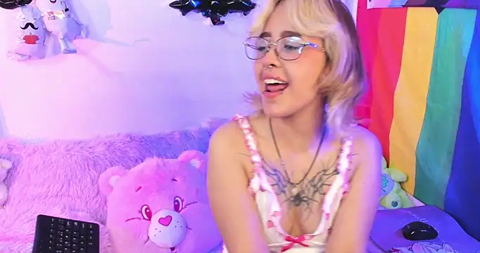 NekoWaifu online show from 22, 10, 2025