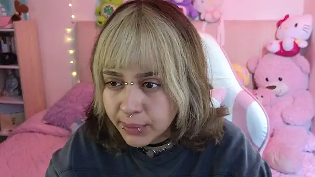 NekoWaifu online show from 1, 4, 2026