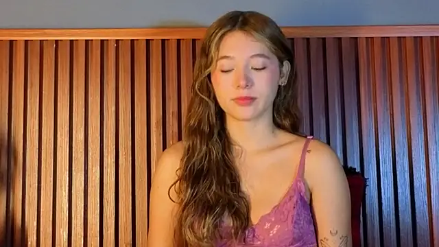 VictoriaSpark online show from 30, 10, 2025