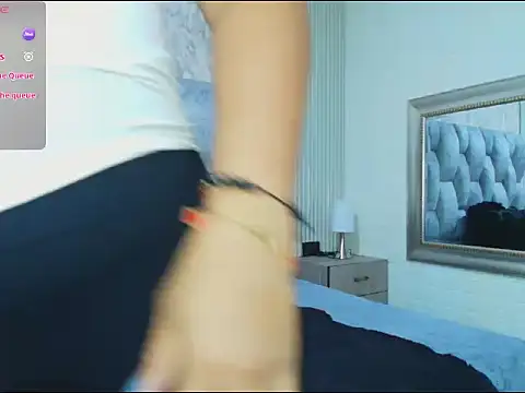 sofiagutierrez   online show from 23, 9, 2025