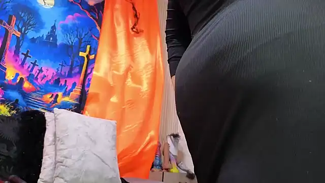 sofiagutierrez   online show from 11, 10, 2025