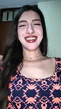 Snapshot of Emily-hottson chatting on 18, 1, 2026 Emily-hottson online show from 18, 1, 2026