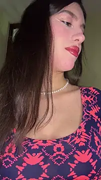 Snapshot of Emily-hottson chatting on 1, 2, 2026 Emily-hottson online show from 1, 2, 2026