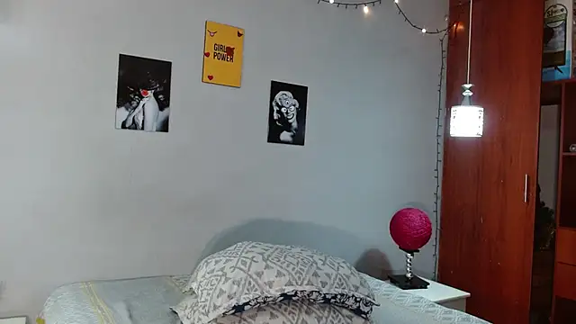 Snapshot of nicole_mayer01 chatting on 25, 9, 2025 nicole mayer01 online show from 25, 9, 2025