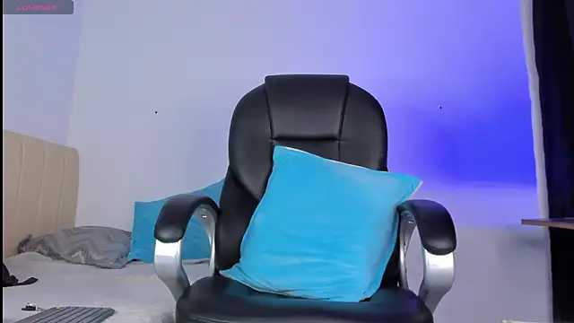 Snapshot of denis_munera chatting on 20, 10, 2025 denis munera online show from 20, 10, 2025