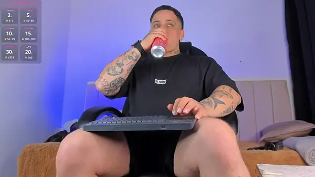 Snapshot of denis_munera chatting on 15, 11, 2025 denis munera online show from 15, 11, 2025