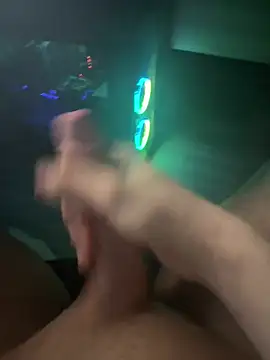 Snapshot of jstntz chatting on 8, 2, 2026 jstntz online show from 8, 2, 2026