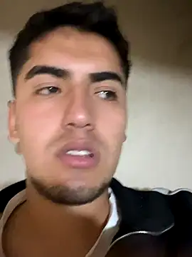 Snapshot of tomy_hot20 chatting on 6, 11, 2025 tomy hot20 online show from 6, 11, 2025