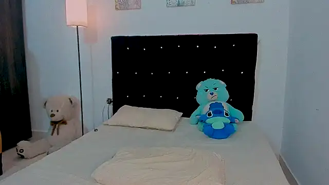 Zacktorres  online show from 26, 10, 2025