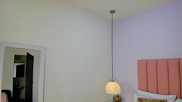 Snapshot of Amy_Ferreira chatting on 9, 11, 2025 Amy Ferreira online show from 9, 11, 2025