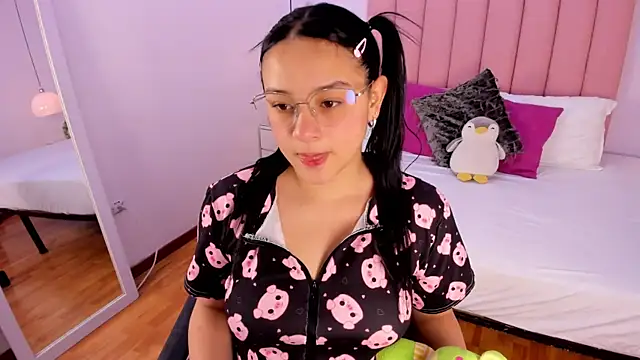 Snapshot of Amy_Ferreira chatting on 19, 11, 2025 Amy Ferreira online show from 19, 11, 2025