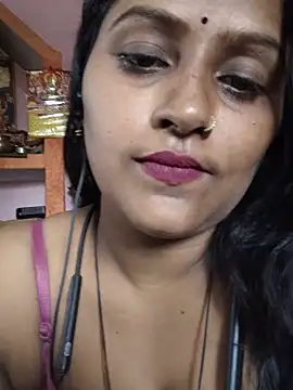 Jasmine Januja online show from 26, 5, 2026